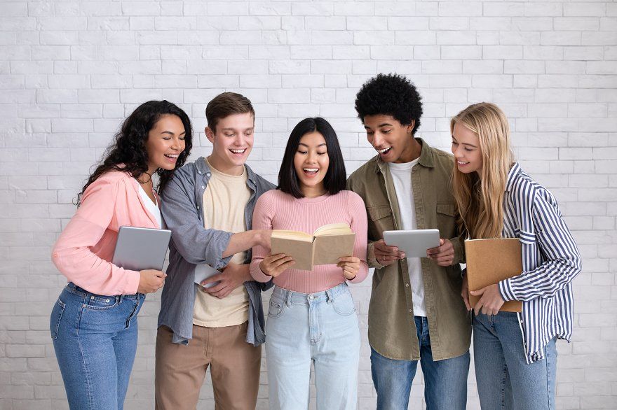 Studente che studia con FocusOnStudy